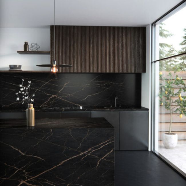 DEKTON KELYA